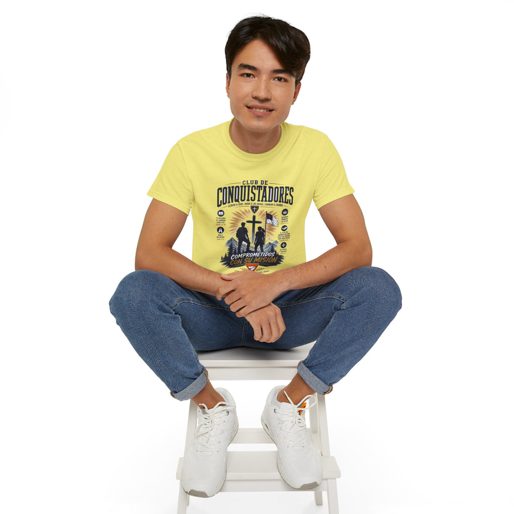 Conquistadores comprometido con su misión T-Shirt | Silueta de cruz cristiana, diseño de insignia de fe