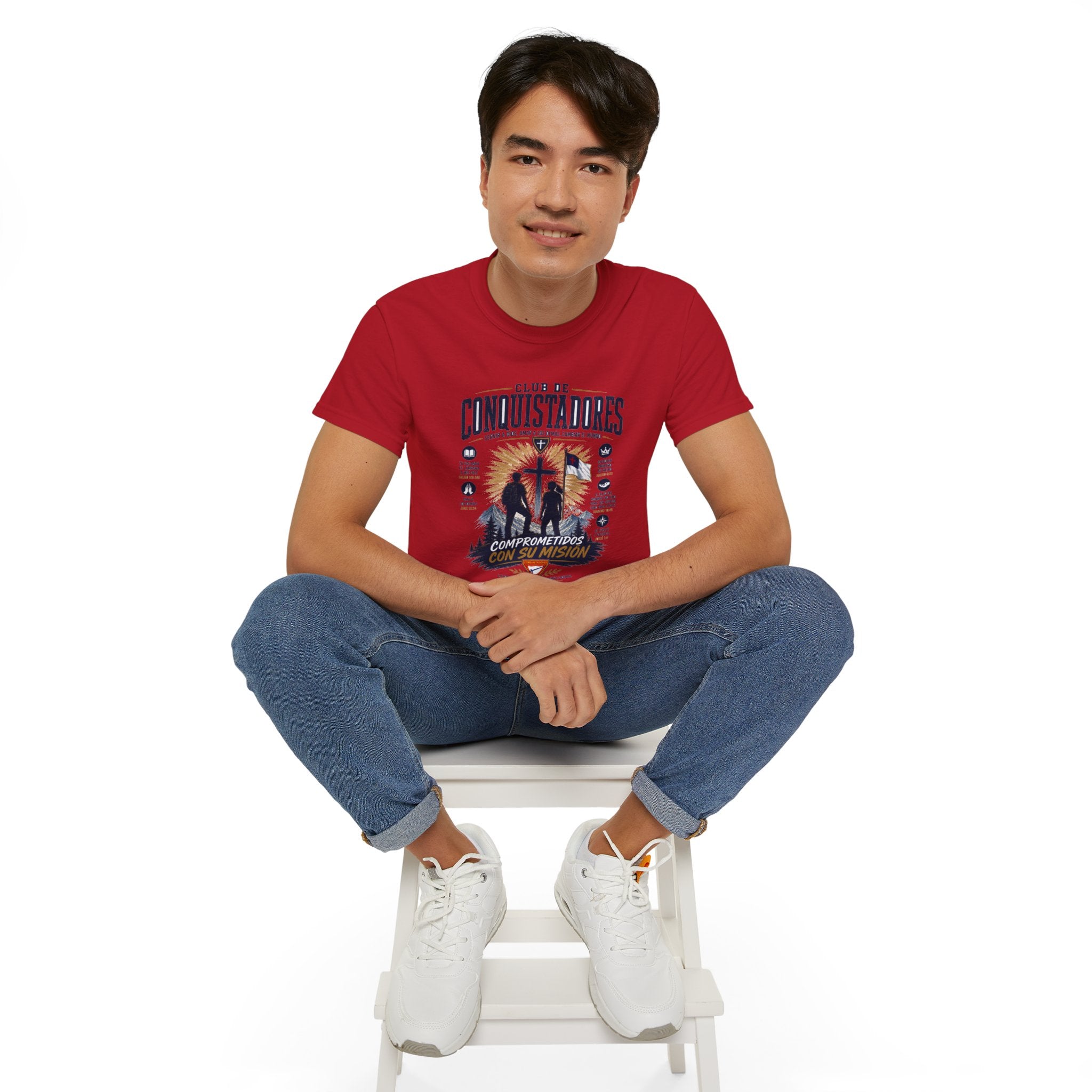 Conquistadores comprometido con su misión T-Shirt | Silueta de cruz cristiana, diseño de insignia de fe