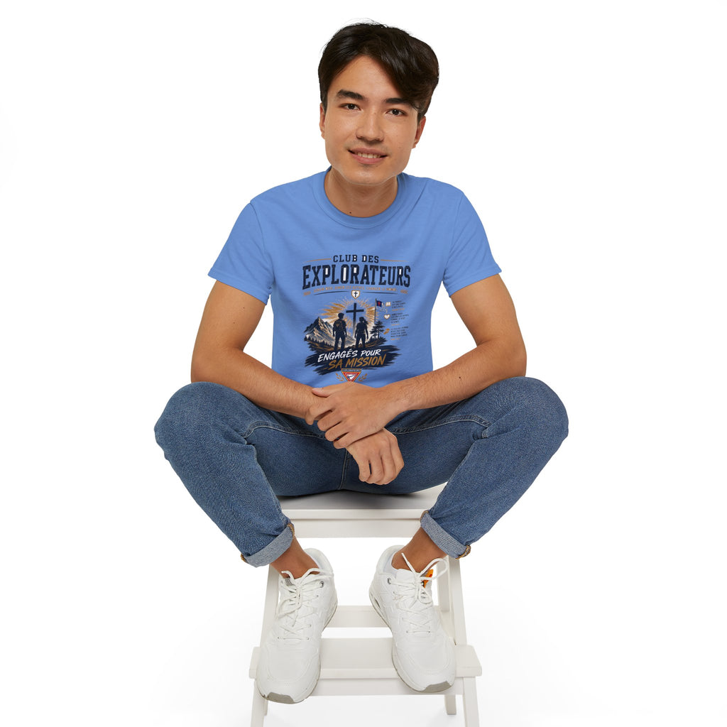 Explorateurs engagés dans leur mission T-shirt | Croix chrétienne silhouette, design d’insigne de foi