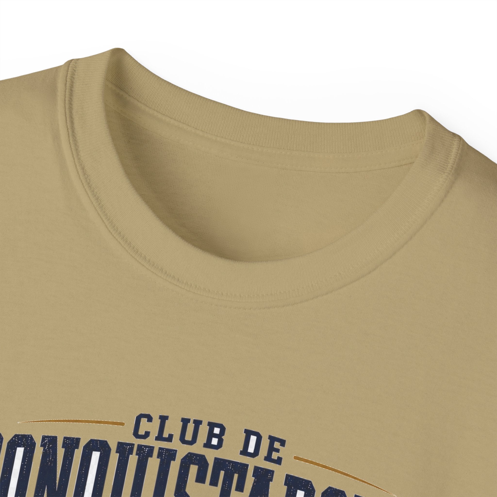Conquistadores comprometido con su misión T-Shirt | Silueta de cruz cristiana, diseño de insignia de fe